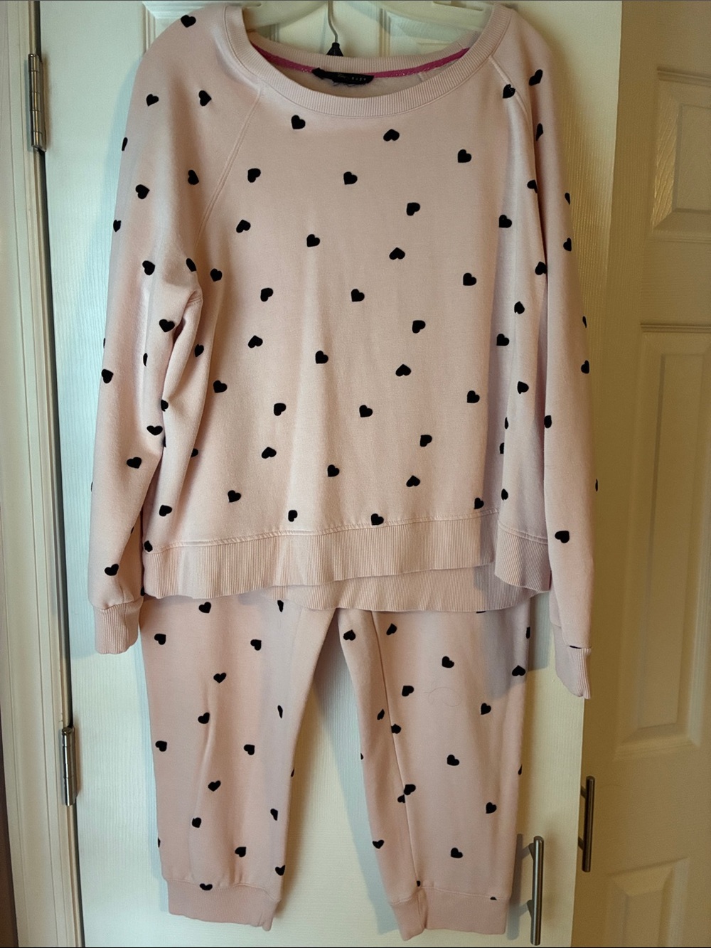 Jane and Delancey Pink Heart-Print jogger Set size large